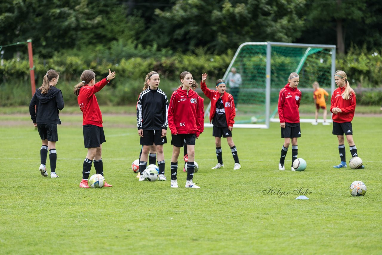 Bild 61 - Loewinnen Cup
